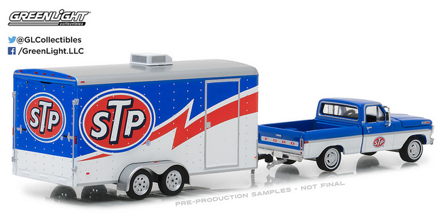 1:64 GreenLight *HITCH & TOW 12* STP 1970 Ford F100 Pickup & ENCLOSED TRAILER