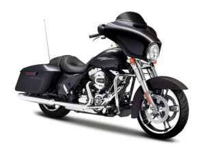 2015 Harley Davidson Street Glide Special at diecastdepot