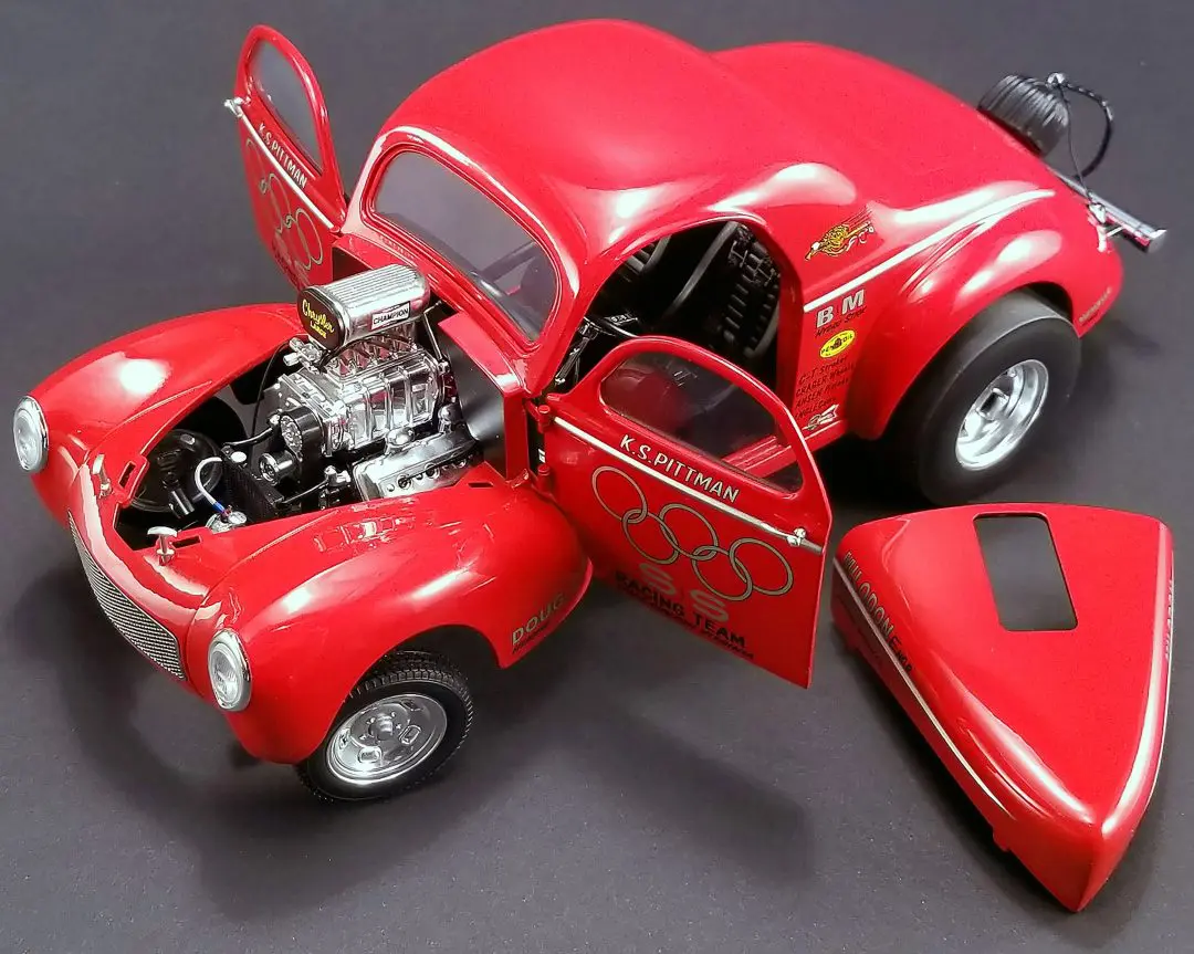 1941 Willys Coupe Gasser ミニカー Amazon.com: M2 1941 Willys Coupe Gasser Black with Yellow