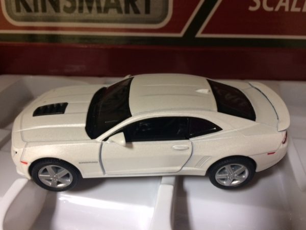 kt5383white - 2014 CHEVY CAMARO - PULL BACK ACTION DIE CAST