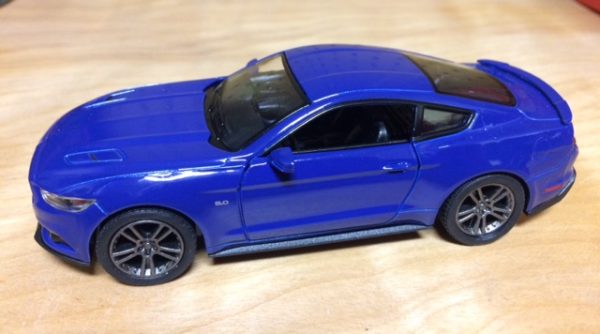 kt5386blue - 2015 FORD MUSTANG GT - PULL BACK ACTION