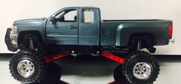 ss45411 2 - Toyota Tundra Pick Up Truck - ONLY RED LEFT