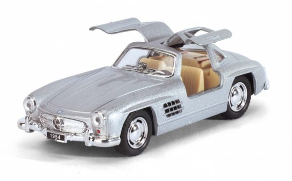 kt5346d 1 - 1954 MERCEDES BENZ 300SL GULLWING - 1:36 SCALE (APPROX 5 INCHES LONG) PULL BACK ACTION