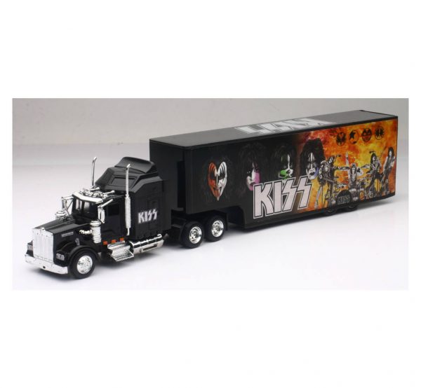 15473 - Kenworth KISS Rock Band Truck