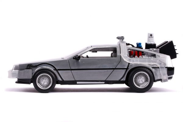 31468c - BACK TO THE FUTURE PART II – TIME MACHINE W/LIGHT --HOLLYWOOD RIDES