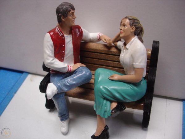ad23888 1 - KRISTAN - American Diorama figurine - 1:18 scale (bench and other figure NOT included)