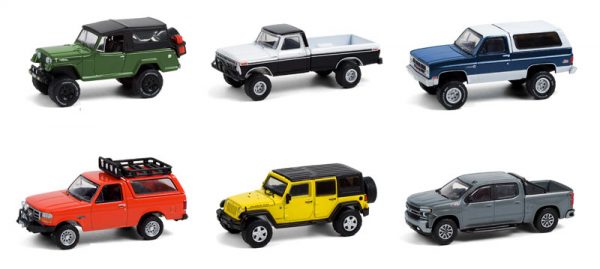35190 case - 1968 Jeep Jeepster Commando with Soft Top and Off-Road Parts in Dark Green
