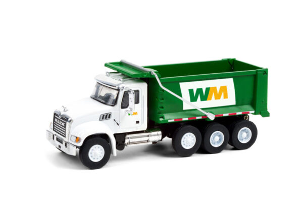 45120 b - 2020 Mack Granite Dump Truck - Waste Management