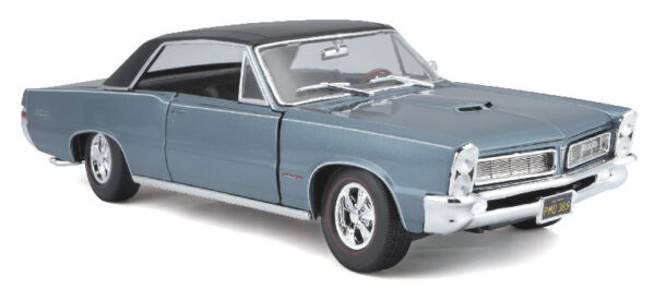 31885bl1 - 1965 Pontiac GTO Hurst Edition in light blue with black roof.