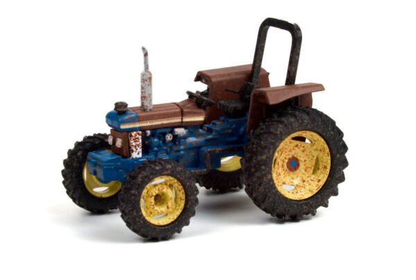 48050 d - 1987 Ford 5610 4-Wheel Drive Tractor - Weathered Edition