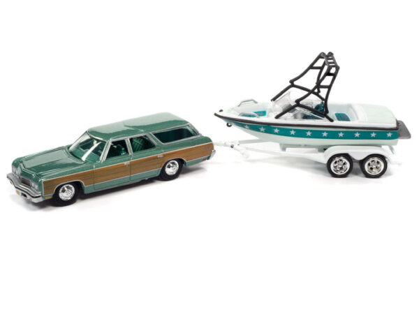 jlsp204a 1 - 1973 CHEVY CAPRICE WAGON (LT GREEN WOODY, LT &DK GREEN) W/MASTERCRAFT BOAT AND TRAILER