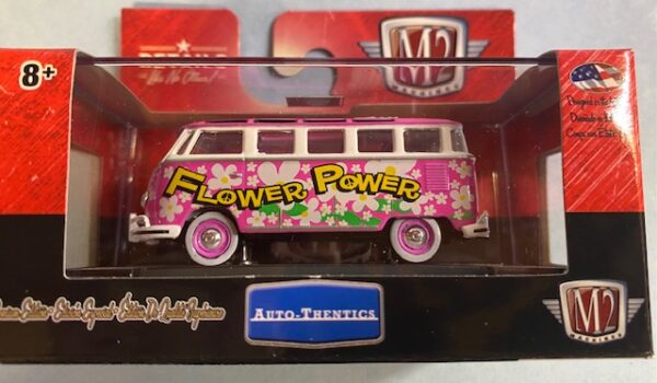 img 3618 - 1959 VW Microbus Deluxe U.S.A. Model – Pink "Flower Power"