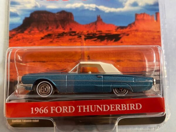 img 3639 - 1966 Ford Thunderbird Convertible (Top-Up) - Thelma & Louise (1991)