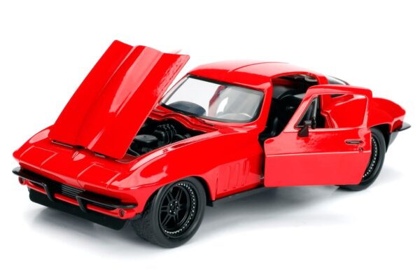98298 1.24 f8 lettys chevy corvette 5 - 1966 Chevrolet Corvette Stingray -Fast & Furious 8 - Letty’s