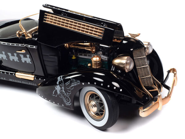 awsp140b - 1935 Auburn 851 Speedster in Black with Matte Gold - Monopoly