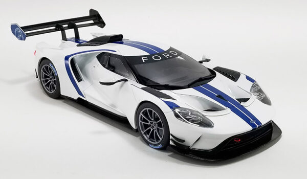 us040 - 2020 Ford GT MKII White with Blue Stripes 1/18 Model Car by GT Spirit for ACME