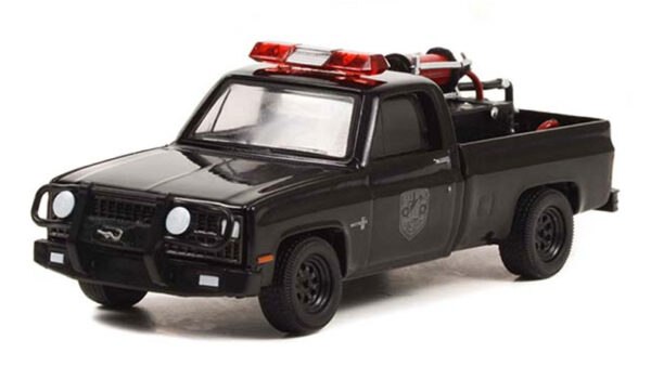 28090 c - 1982 Chevrolet K20 Scottsdale - Black Bandit Fire Department with Fire Equipment, Hose and Tank