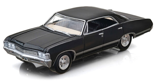 30333 1 - 1967 Chevrolet Impala Sport Sedan - Tuxedo Black (Hobby Exclusive)
