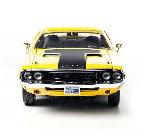 v1 12845 - 1970 Dodge Challenger R/T in Yellow with Black Stripe - NCIS (TV Series, 2003-Current)