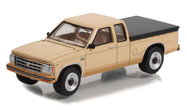35240c - 1983 Chevrolet S-10 Durango with Bed Cover