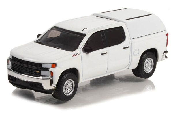 35240f - 2022 Chevrolet Silverado W/T with Camper Shell in Summit White