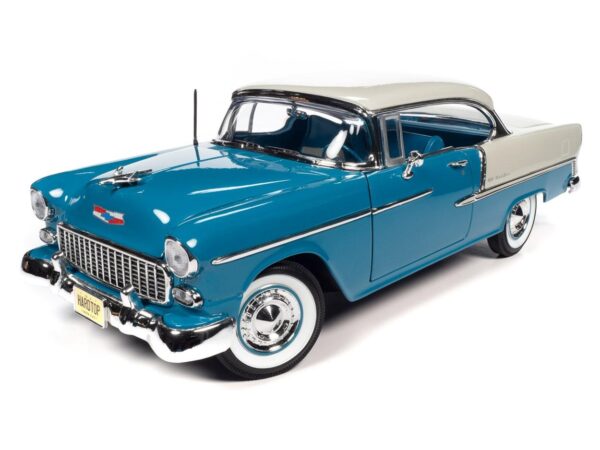 amm1295 - 1955 Chevy Bel Air, Hard Top, Hemmings, Skyline Blue/India Ivory