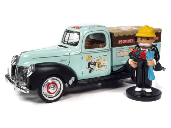 awss138 - MONOPOLY 1940 FORD PROPERTY MANAGEMENT TRUCK W/RESIN FIGURE