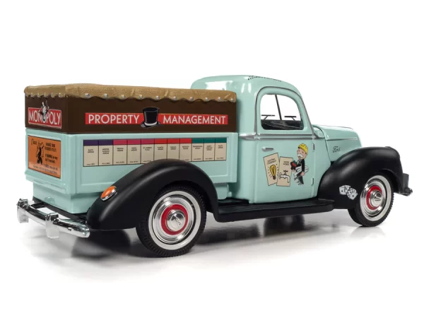 awss138 6 - MONOPOLY 1940 FORD PROPERTY MANAGEMENT TRUCK W/RESIN FIGURE
