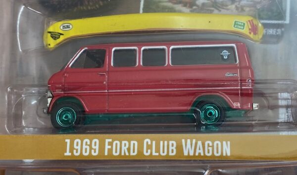 img 8001 - 1969 FORD CLUB WAGON - SMOKEY BEAR SERIES 1 - W/CANOE - GREEN MACHINE CHASE CAR