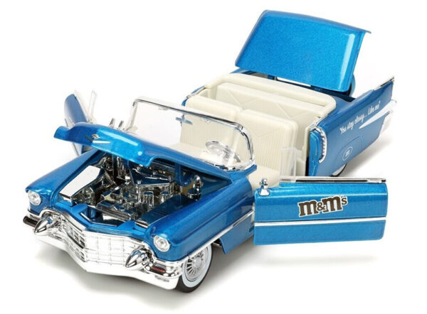 33726e - M&M's - 1956 Cadillac Eldorado with Blue M&M's Figure • Ho