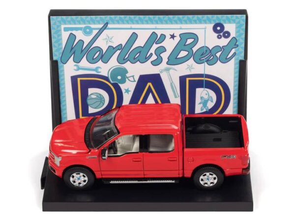 awac017b8 - WORLDS BEST DAD 2018 FORD F150 LARIAT PICKUP TRUCK W/BASE & TRADING CARD (RED)