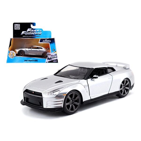 97383 - BRIANS NISSAN GT-R (R35) SILVER FROM FAST & FURIOUS 1:32 SCALE (5")