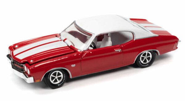 rc012 6 - 1970 CHEVROLET CHEVELLE SS 396 - RED WITH WHITE ROOF - RACING CHAMPIONS