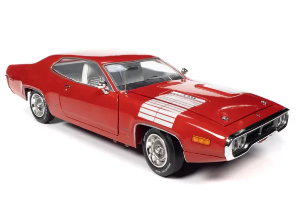 amm1299d - 1972 PLYMOUTH ROAD RUNNER GTX 1:18 SCALE DIECAST