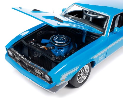 amm1314c - 1972 Ford Mustang Mach 1 in Grabber Blue with Silver Stripes