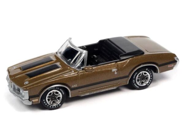 jlct011a2 1 - 1970 OLDSMOBILE 442 CONVERTIBLE (AUTUMN GOLD) WITH COLLECTOR TIN -JOHNNY LIGHTNING
