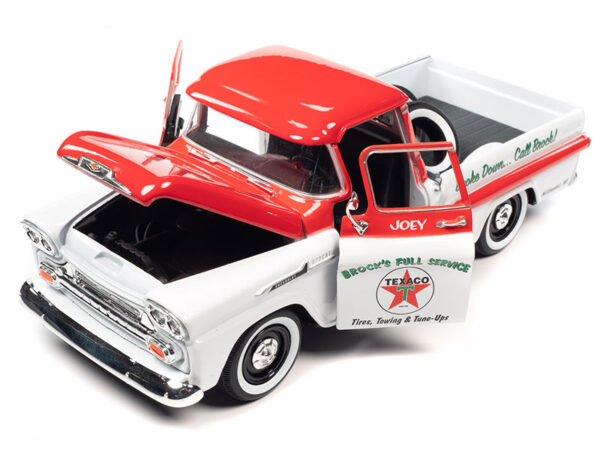 v1 cp8028 - 1958 Chevrolet Apache Fleetside Pickup Truck in Red and White - Texaco Truck Series #40