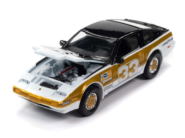 v1 jlsp298 b - 1985 Nissan 300ZX in White, Black and Gold Race Graphics - Import Heat GT