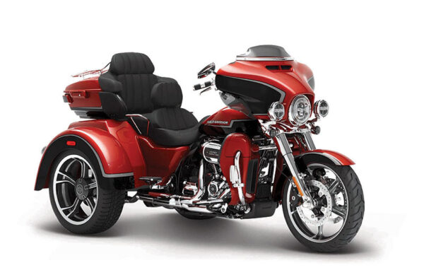 32337 - 2021 Harley-Davidson CVO Tri-Glide Motorcycle Three Wheeled Trike loaded with detail