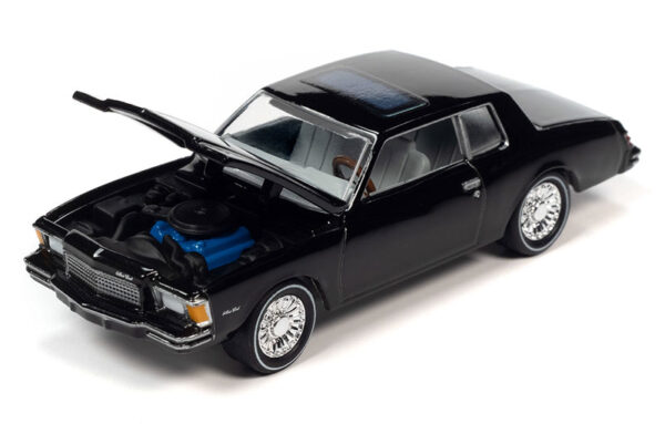 v1 jlsp330 - Trivial Pursuit 1979 Chevrolet Monte Carlo in Black - with Poker Chip