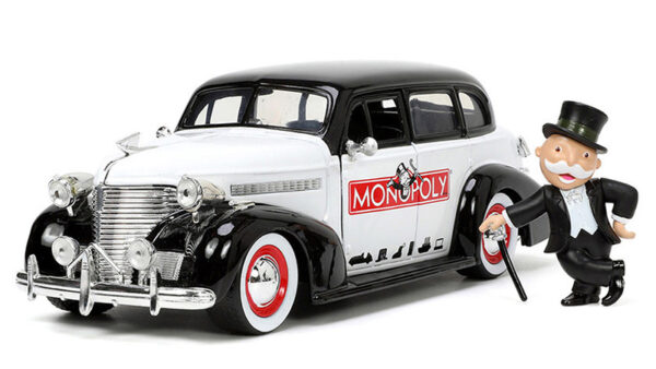 33230 - 1939 Chevrolet Master Deluxe with Mr Monopoly Diecast Figure