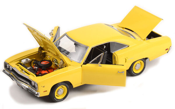 v5 18971 - 1970 Plymouth Road Runner in Lemon Twist with Black Interior